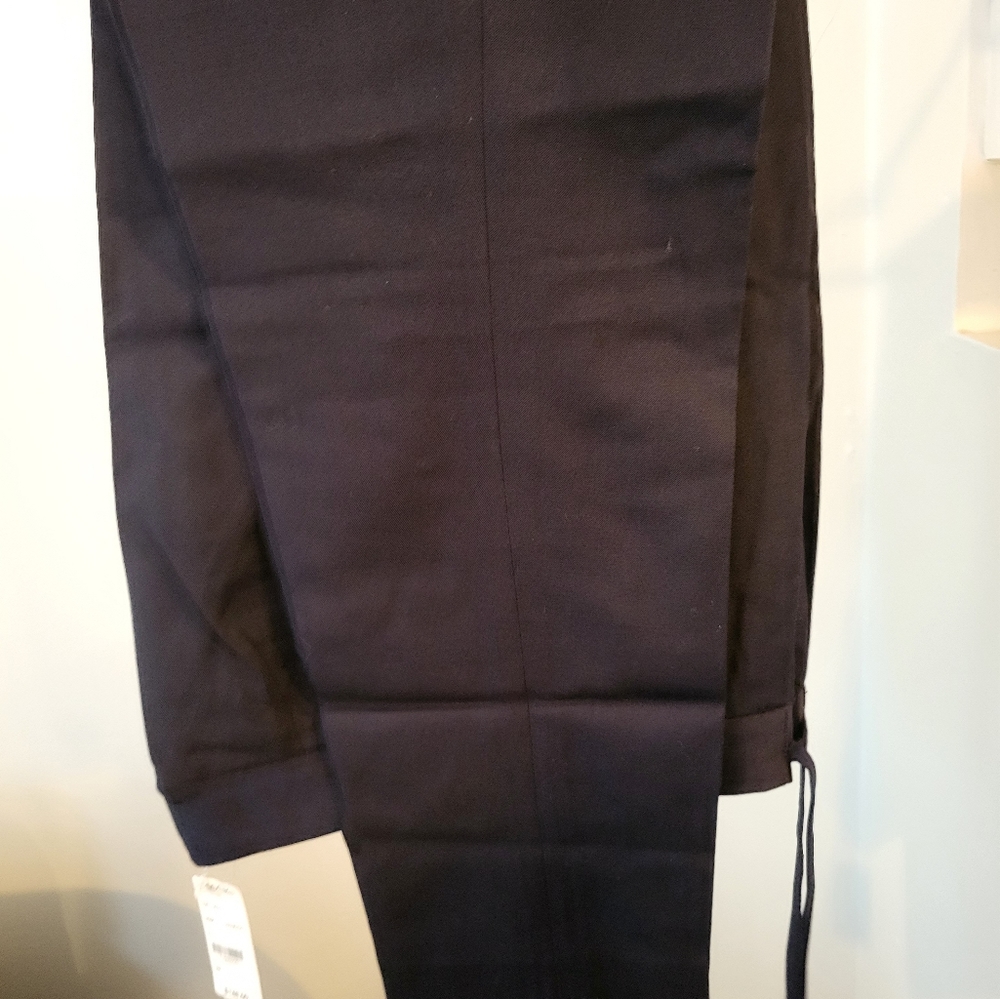 Brooks Brothers drawstring capris navy size 2. - Picture 2 of 2